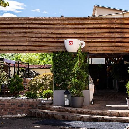 Hotel Brilliant Meses Zalău Esterno foto